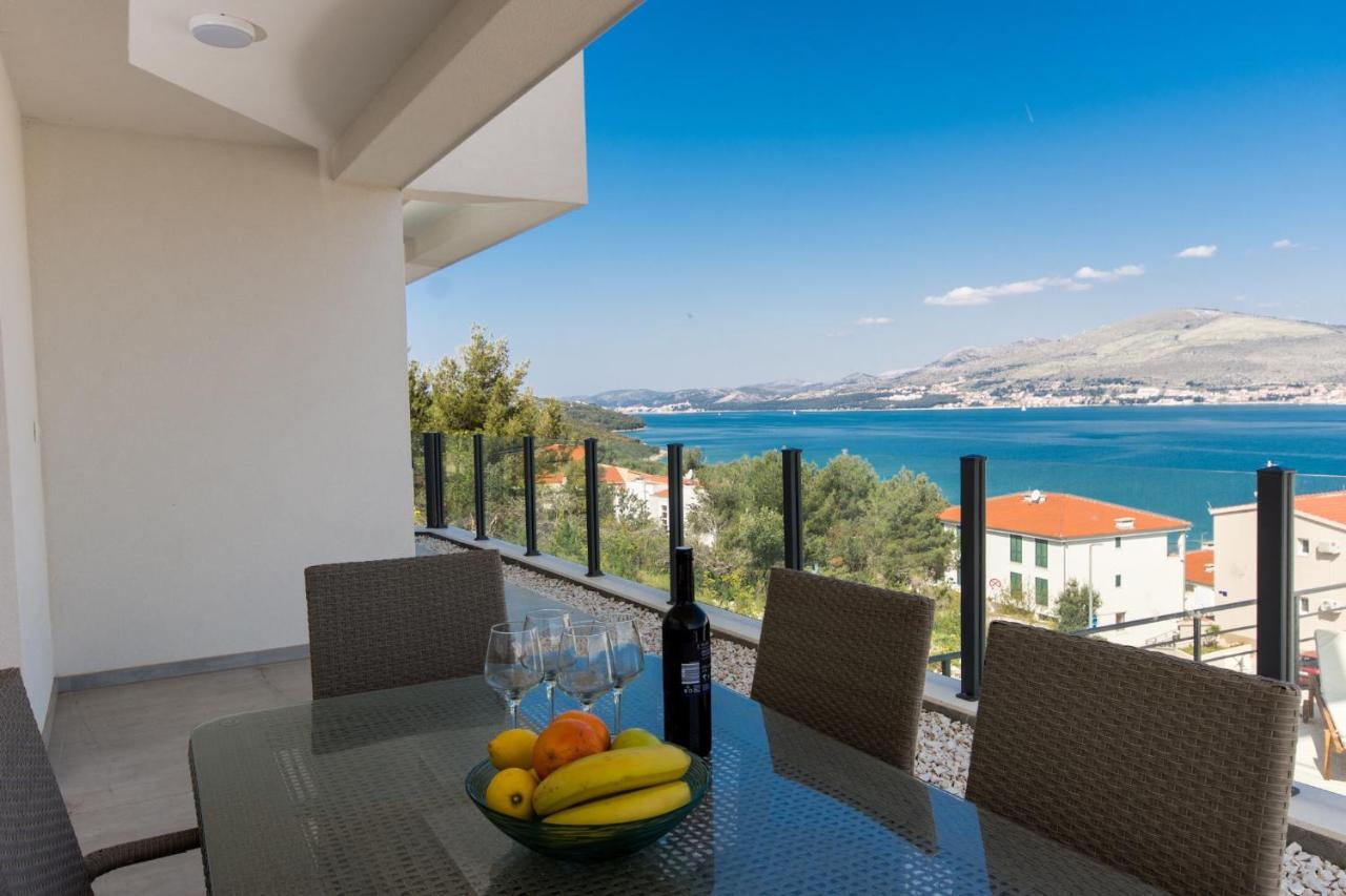 Apartment Julia Trogir Exterior photo