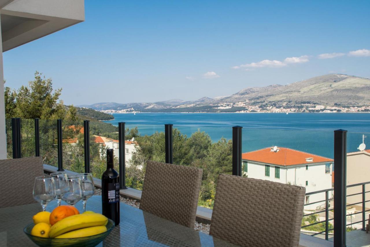 Apartment Julia Trogir Exterior photo